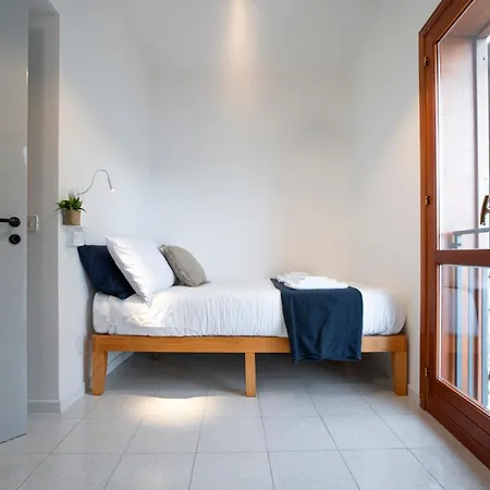 La Casa Al Castello شقة كاستيلاّماري ديل غو